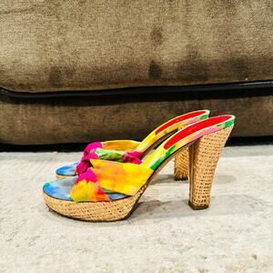 Stuart Weitzman multicolor fabric peep toe high heel platform sandals. Size 6.5